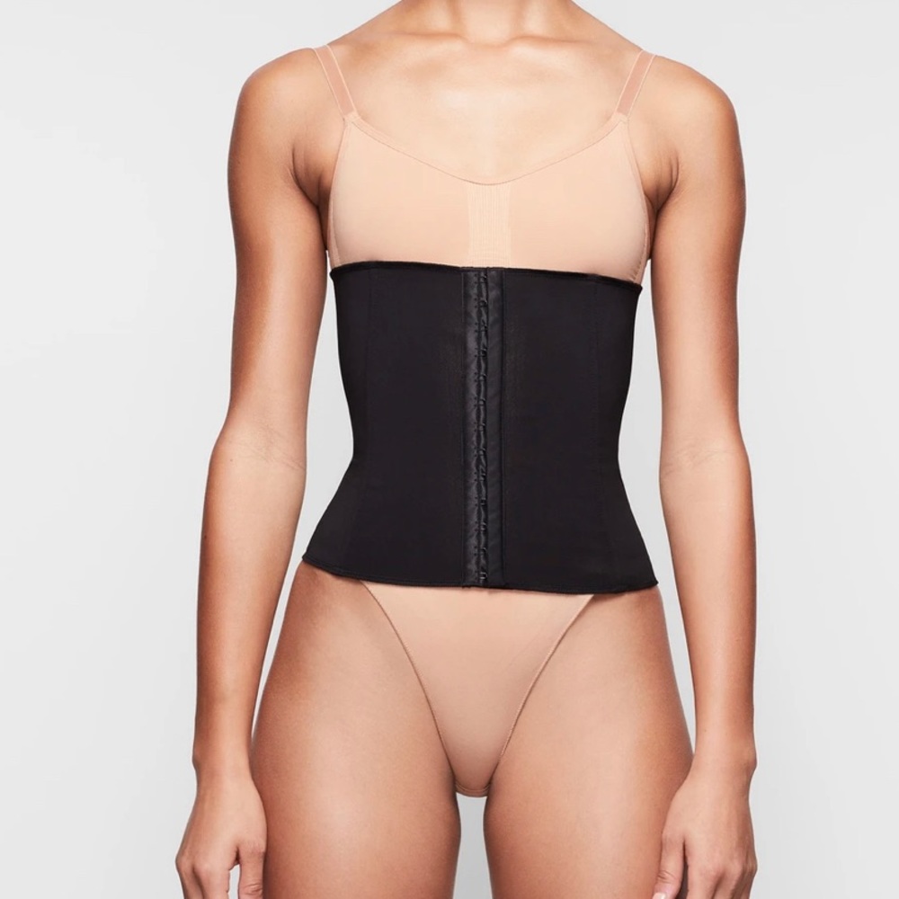 SKIMS Waist trainer